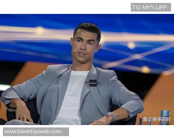 C罗获环球声望奖回应家人劝停称仍能为球队贡献为何不继续奋斗