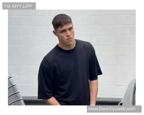 意大利媒体报道国米后卫帕拉西奥斯股直肌受伤预计缺阵数周