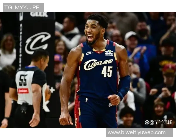 米切尔第三节火力全开独得14分三节合计贡献26分7篮板4助攻展现统治力 米切尔第三节火力全开独得14分三节合计贡献26分7篮板4助攻展现统治力